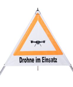 < --- >